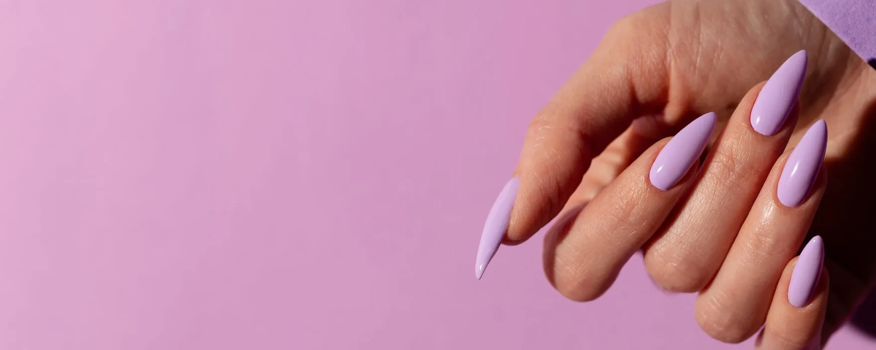 Nagelverlängerung — mit Tip oder Schablone