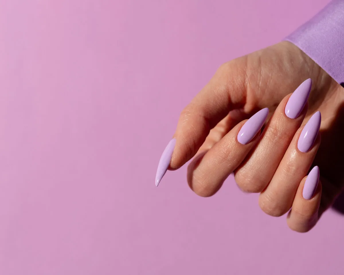 Nagelverlängerung — mit Tip oder Schablone